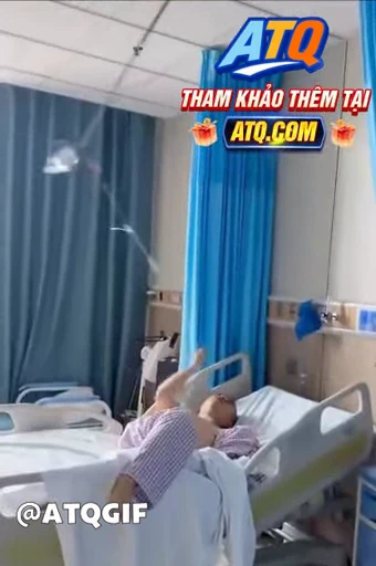 🤩 Стикер «ATQGIF» для Telegram