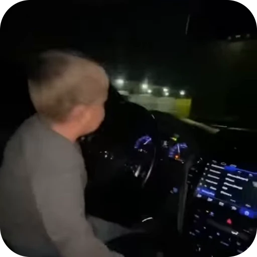 🚘 Стикер «Akmalovna Anu» для Telegram
