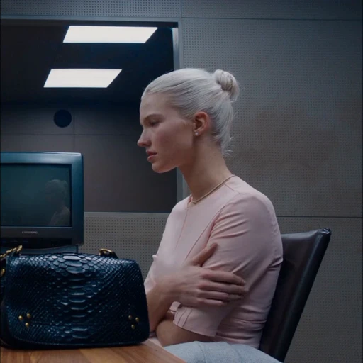 🐚 Стикер «Анна Полиатова» для Telegram