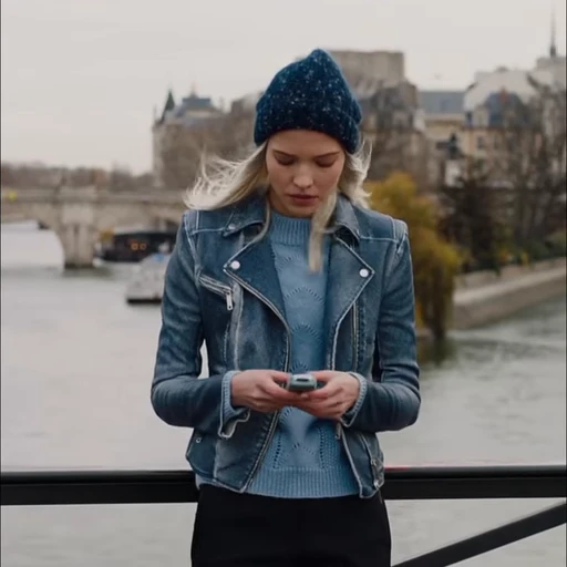 🐚 Стикер «Анна Полиатова» для Telegram