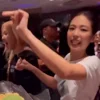 Стикер 33 🥂 blackpink