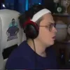 Стикер 7 🤨 Бустер