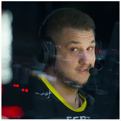 👀 Стикер «Эмоции игроков CSGO» для Telegram