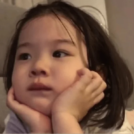 😞 Стикер «Ullzangbaby» для Telegram