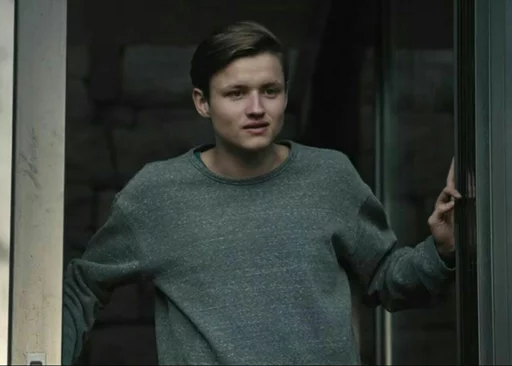 🔗 Стикер «Netflix Dark» для Telegram