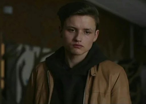 ⚖ Стикер «Netflix Dark» для Telegram