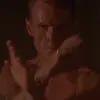 Стикер 16 🚬 Видео набор эмоджи по фильму «Die Hard Крепкий орешек»