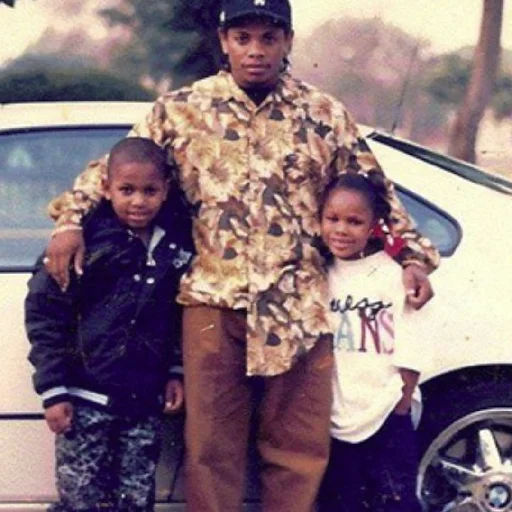 👨‍👧‍👦 Стикер «Eazy E» для Telegram