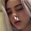 Стикер 13 🥡 Билли Айлиш