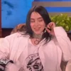 Стикер 20 🥡 Билли Айлиш