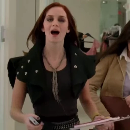 🤩 Стикер «Emily Charlton» для Telegram