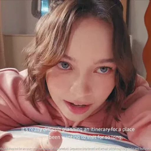🤩 Стикер «Emma Myers Samsung» для Telegram