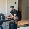 Стикер 6 🙂 Набор эмоджи со Skrillex