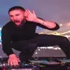 Стикер 23 🙂 Набор эмоджи со Skrillex