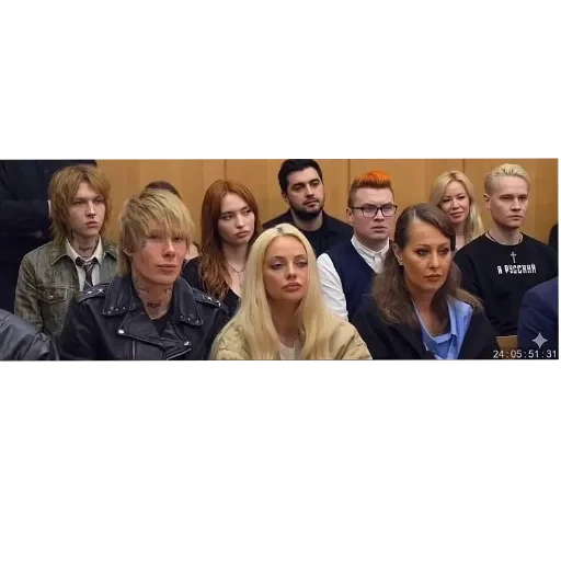 👩‍⚖ Стикер «viperr viperr viperr» для Telegram