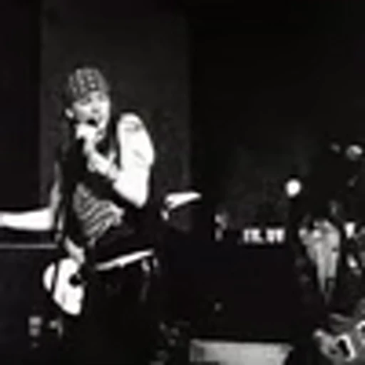 🌟 Эмодзи «Guns N&; Roses» для Telegram