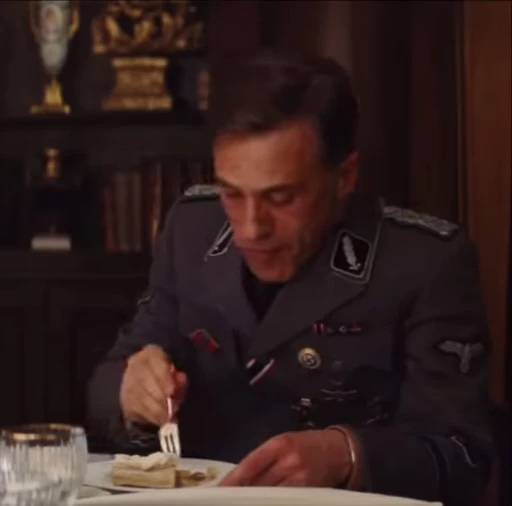 🍮 Стикер «Hans Landa» для Telegram