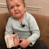 Стикер 17 Хасбик