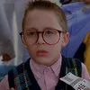 Стикер 17 😨 Видео набор эмоджи по фильму «Home Alone 2 Один дома 2»