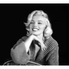 Стикер 32 Marilyn Monroe