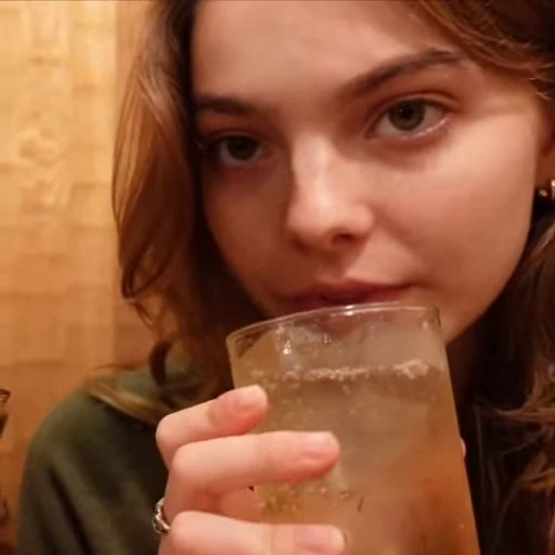🤩 Стикер «Isabel Myers» для Telegram