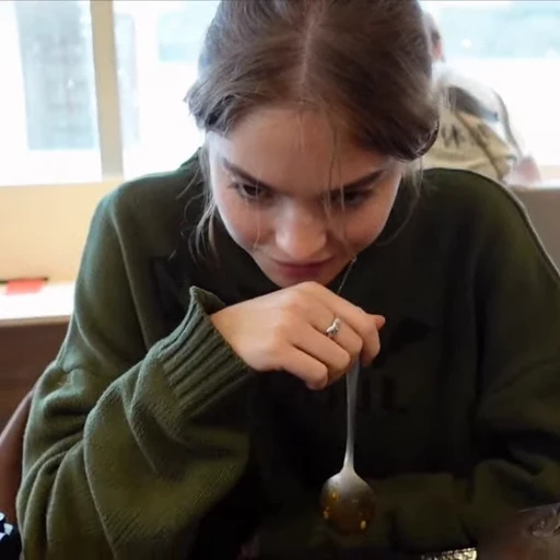 🤩 Стикер «Isabel Myers» для Telegram