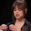 Стикер 21 Jenna Ortega