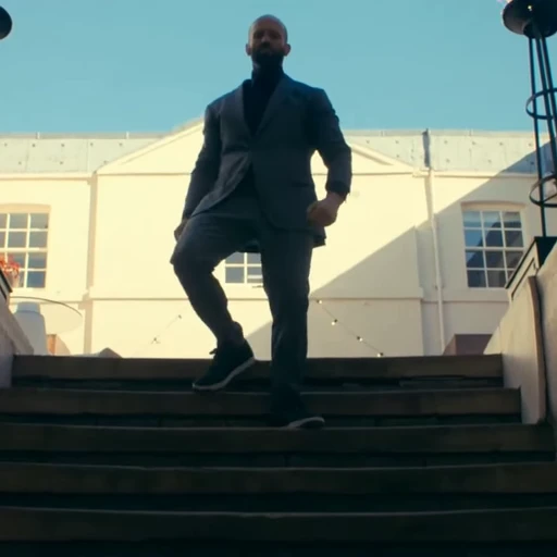 🐝 Стикер «Jason Statham» для Telegram