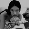 Стикер 39 Jennie ー