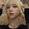 Стикер 40 Karina ー