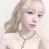 Стикер 33 Karina ー