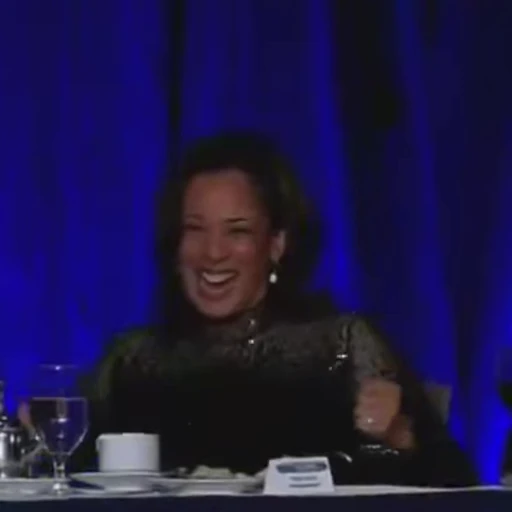🥥 Стикер «Kamala Harris» для Telegram