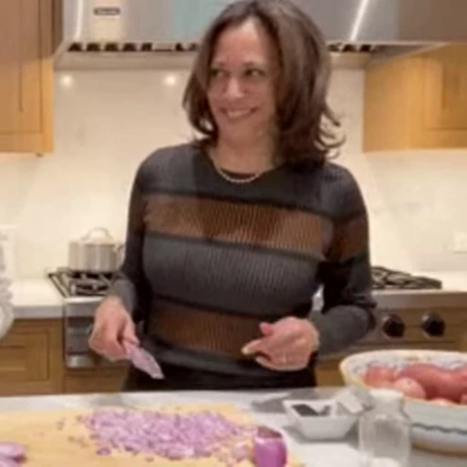 🥥 Стикер «Kamala Harris» для Telegram