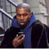 Стикер 3 😐 Набор эмоджи с музыкантом «Kanye West Канье Уэст»