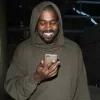Стикер 50 😐 Набор эмоджи с музыкантом «Kanye West Канье Уэст»