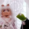 👰 Эмодзи «ЗАБЕРИ ПОДАРОК» для Telegram
