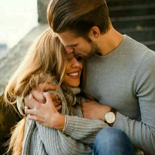 👄 Стикер «Kisses and Girls» для Telegram