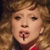 Стикер 35 Lady Gaga Еще