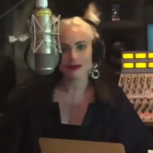 🌟 Стикер «Lady gaga» для Telegram