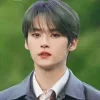 Стикер 11 Leeknow ー