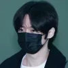 Стикер 47 Leeknow ー