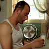 Стикер 28 Leon