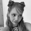 Стикер 28 Lisa ー
