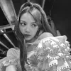 Стикер 22 Lisa ー