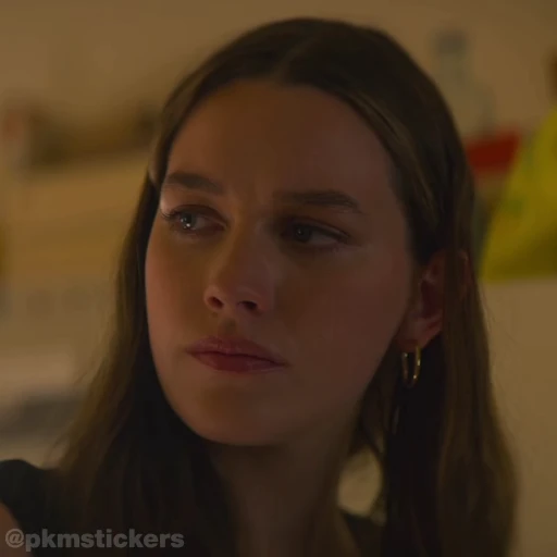 🤨 Стикер «Love Quinn» для Telegram