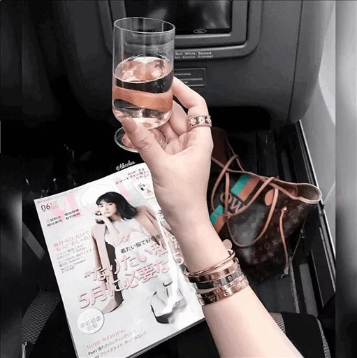 🍷 Стикер «.•° SHARAB °•. ]» для Telegram