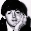 🤩 Эмодзи «Пол Маккартни - The Beatles» для Telegram