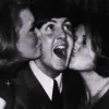 🤩 Эмодзи «Пол Маккартни - The Beatles» для Telegram
