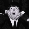 🤩 Эмодзи «Пол Маккартни - The Beatles» для Telegram