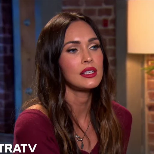 🤩 Стикер «Megan Fox» для Telegram